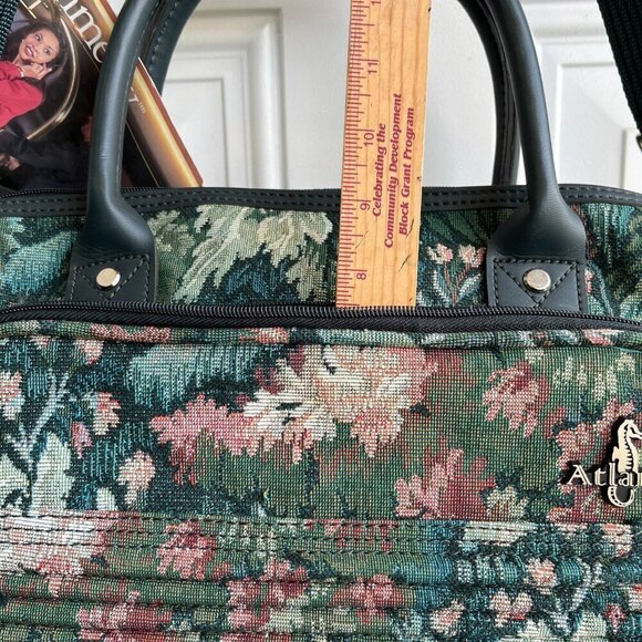 Vintage Atlantic **Rainforest Tapestry Travel Bag** - NWT - Picture 4 of 14